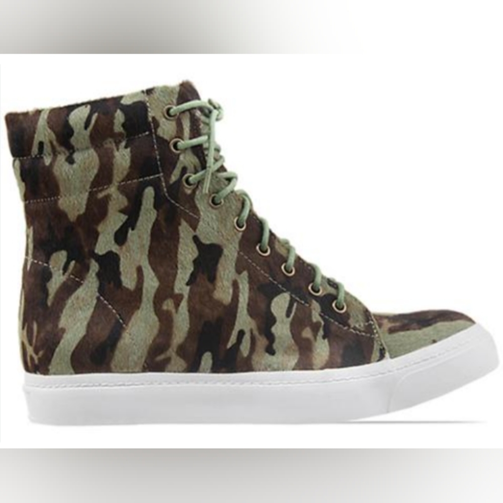 Jeffrey Campbell Flavia Camo Print Leather High Tops, Blogger Favorite! Sold Out